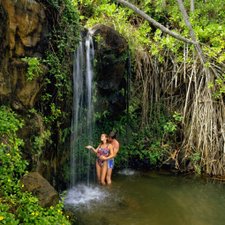 Kauai wedding and honeymoon guide